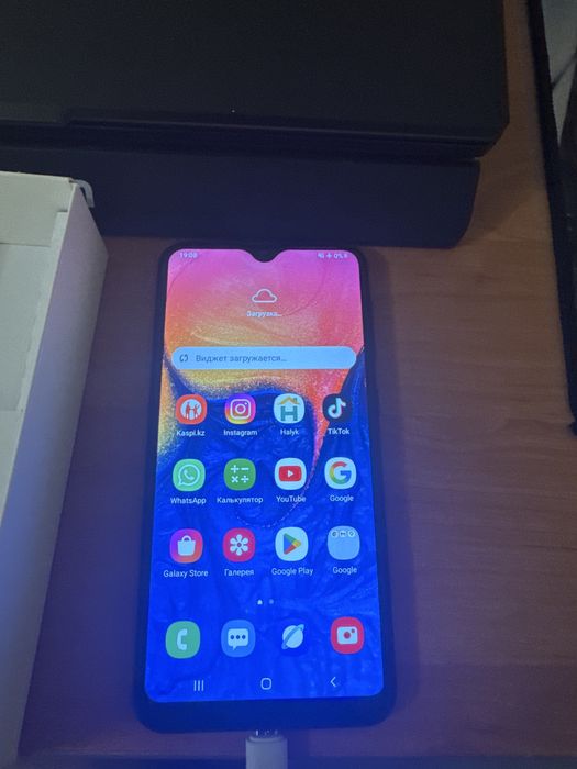 Продаю бу телеофор samsung A10