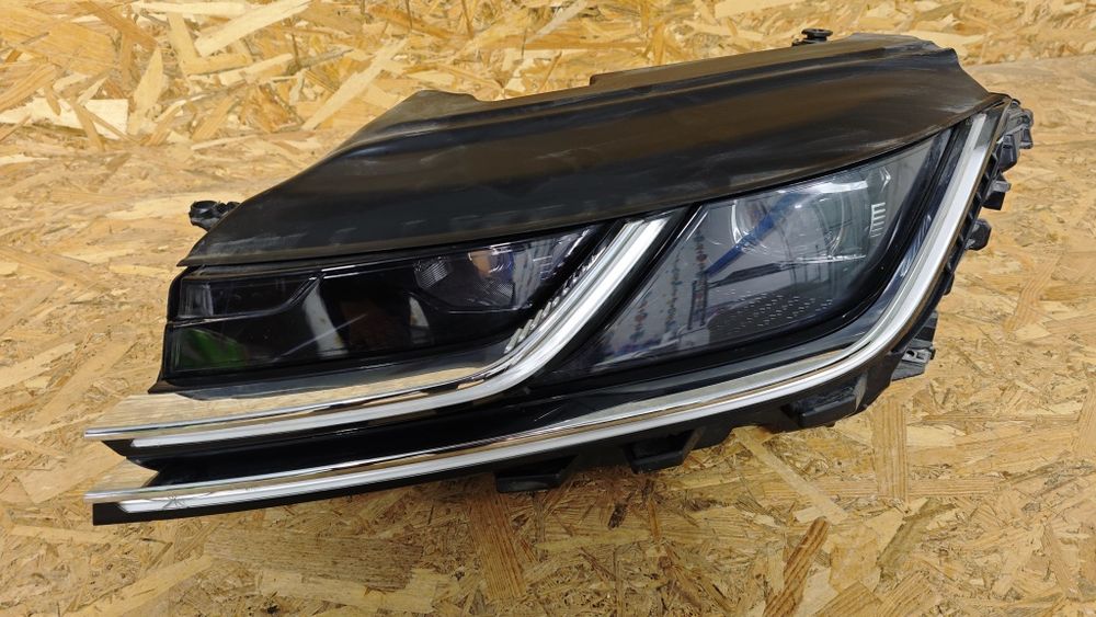 Ляв фар за Фолксваген Артеон Volkswagen Arteon Full LED