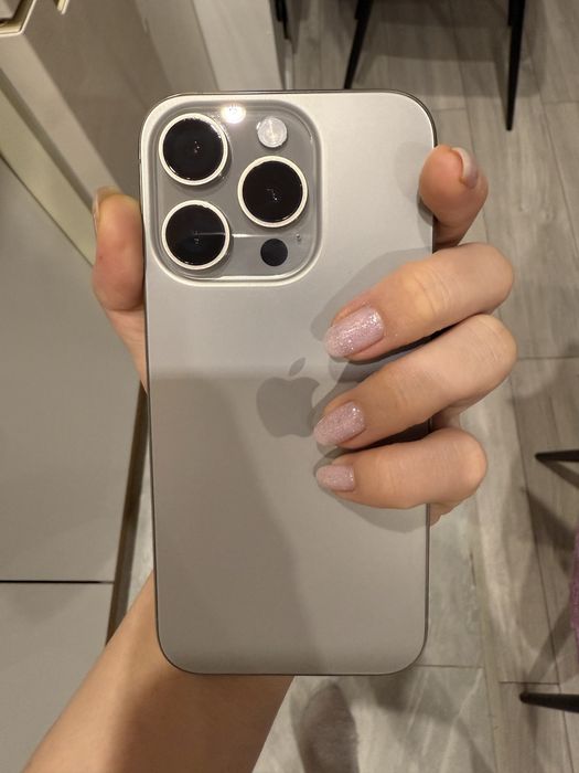 Iphone 15 pro 256гб