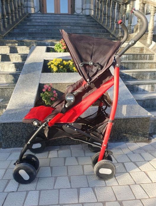 Продается коляска б/у в хорошем состоянии