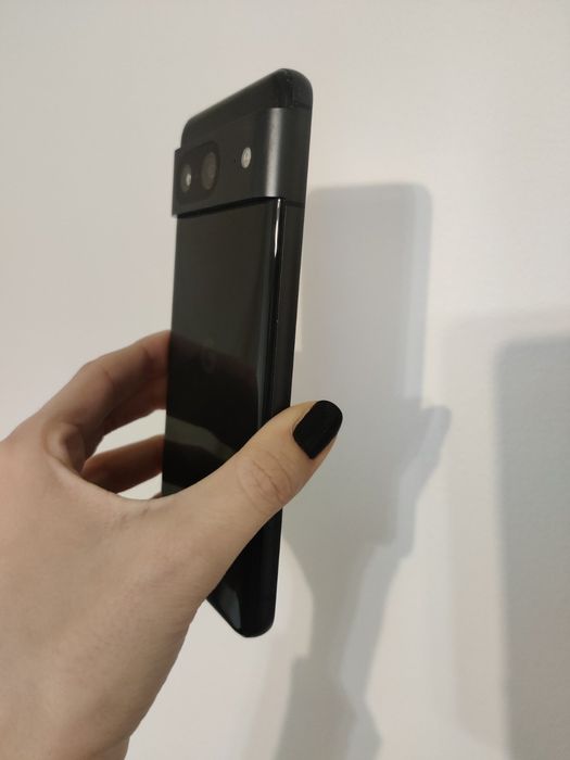 Google Pixel 8 с кейсове и протектори