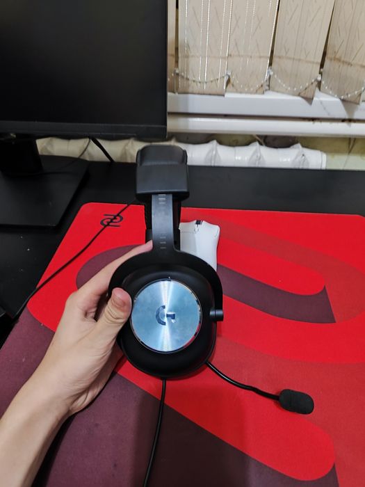 Logitech G Pro наушники