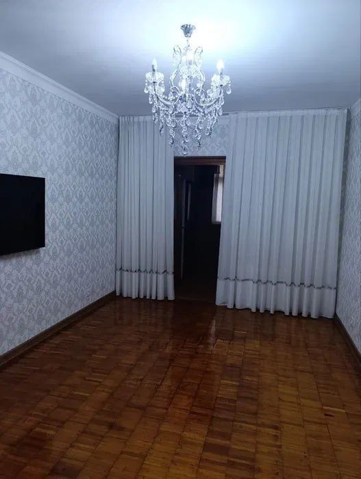 Двухкомнатная  квартира   Спутник -7  2³/1/4