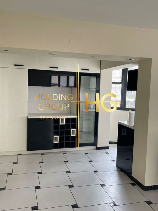 Многостаен в Варна-Спортна зала площ 136  кв.м