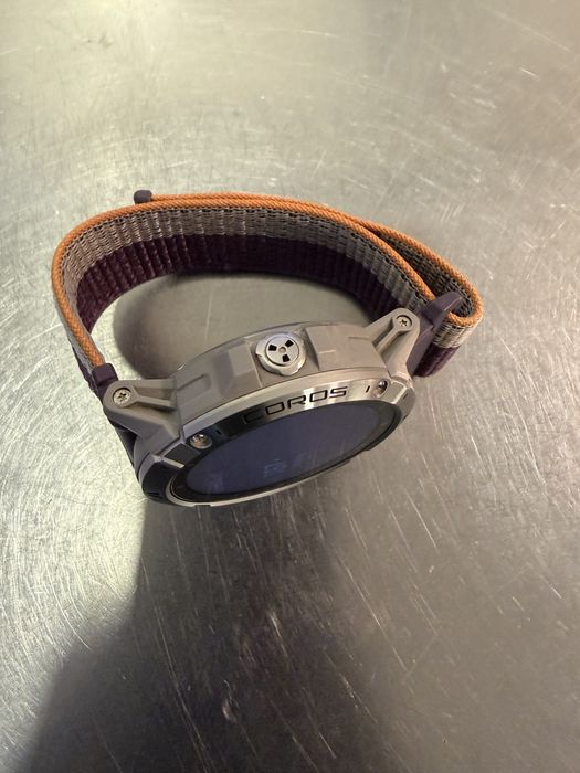 Часовник coros  vertix2