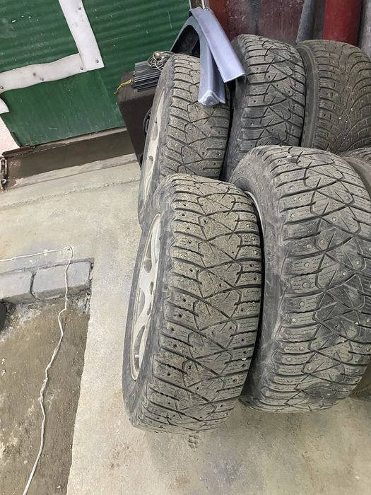 Продам комплект колес на субару