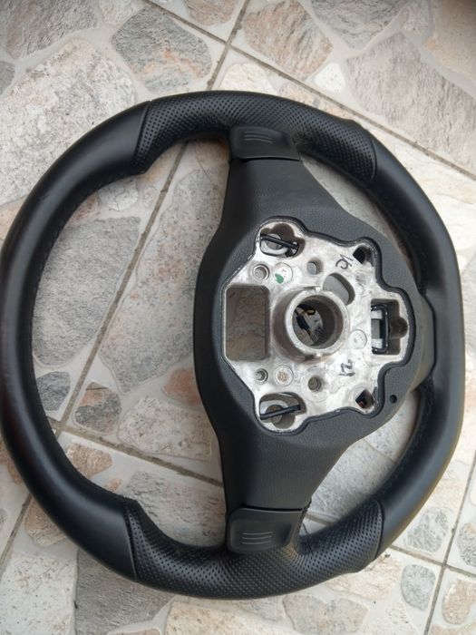 Волан за VW GOLF 8 с подгряване