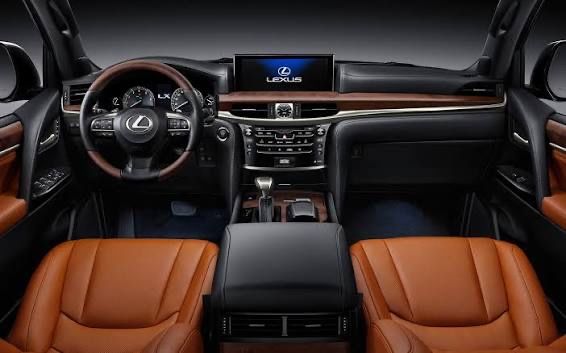 Lexus LX 570 год 2016