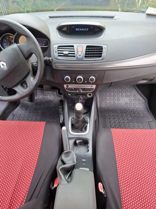Renault Megane 3 - 2800 euro