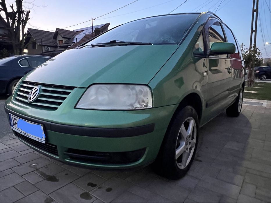 Volkswagen Sharan 2.0 GPL Benzina 116Cp 6Viteze Manual 7 Locuri Carlig