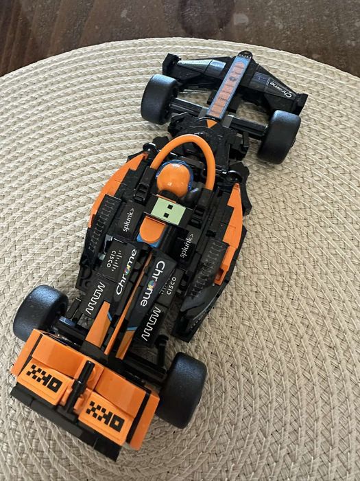 Конструктор Лего Формула 1 McLaren