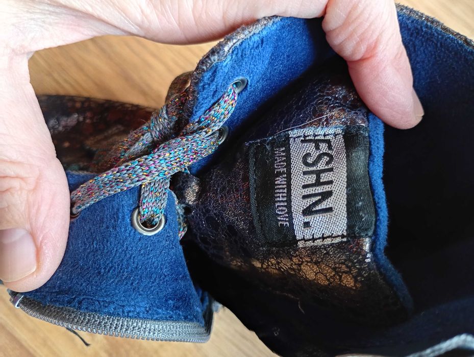 Боти за момиче номер 33