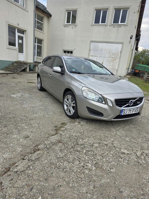 De vanzare  Volvo V60