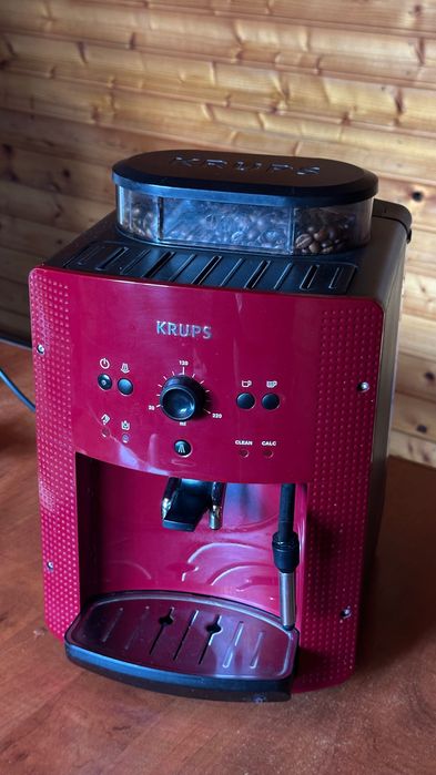 Espressor automat Krups (cafea boabe) - Râșniță integrată - Stare excelentă