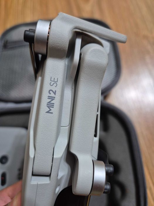 Дрон Dji Mini 2SE