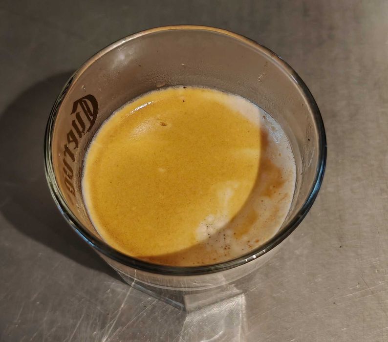 Eспресо 20 баr италианска помпа 1050W сензорен екран Pre‑infusion