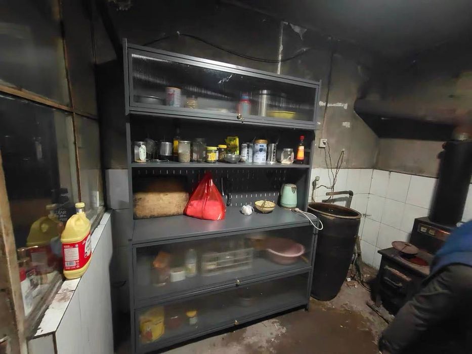 Металлический шкаф кухня | Temir shkaf oshxona/ kuxoniy/ кухонный