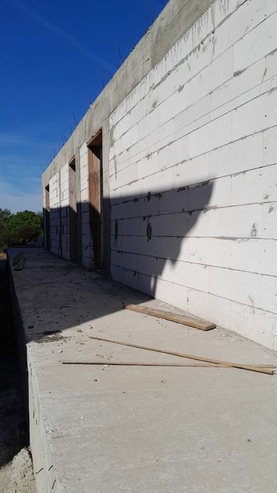 Casa in constructie de vanzare