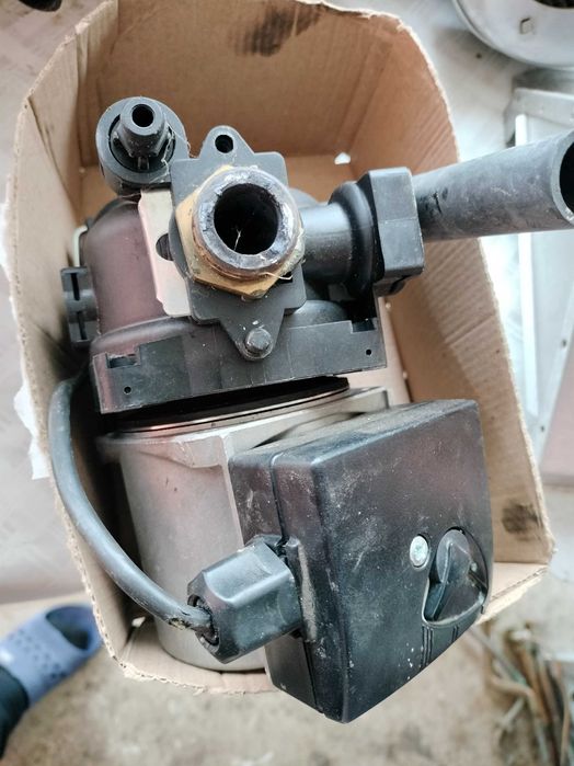 pompa Grundfos  recirculare centrala