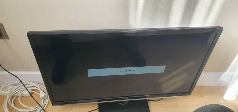 Продам телевизор Panasonic срочно