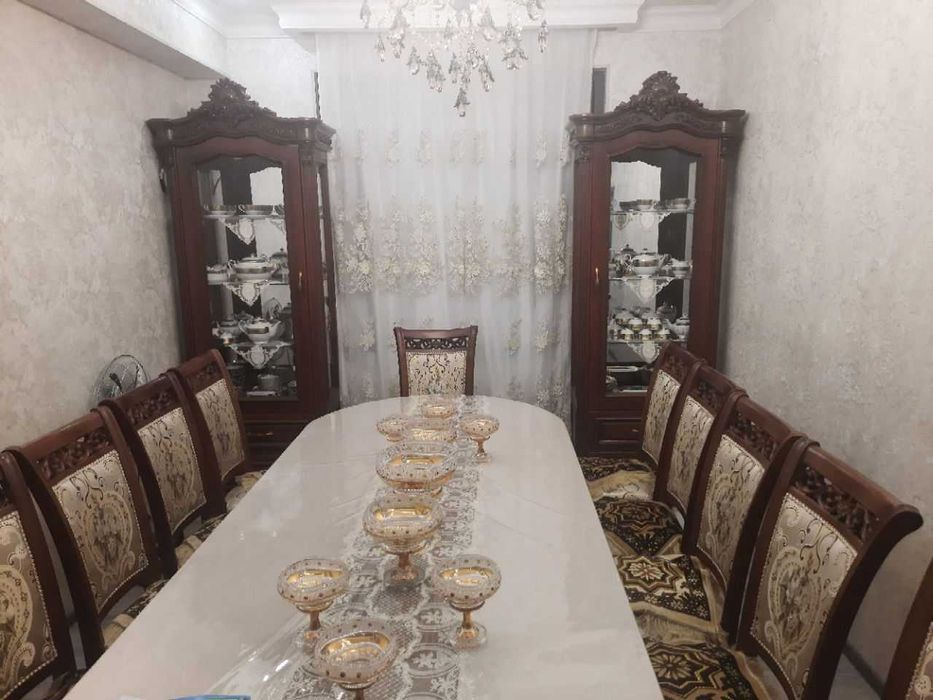 3 xonali kvartira sotiladi, 80 kv., yangi qurilgan uy. 4 qavat