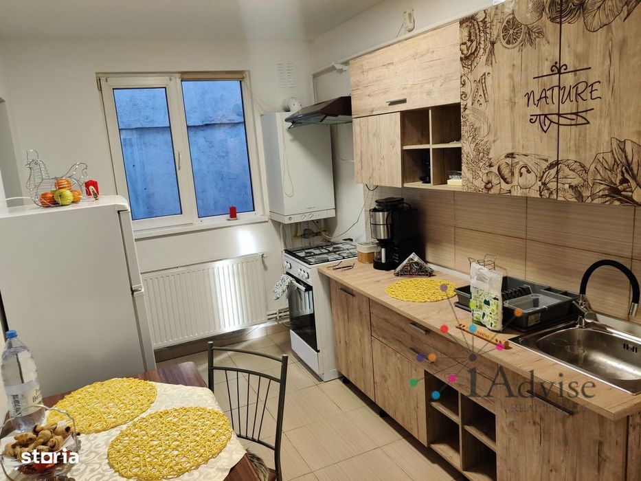Apartament cu 3 camere + parcare Tractorul, Brasov