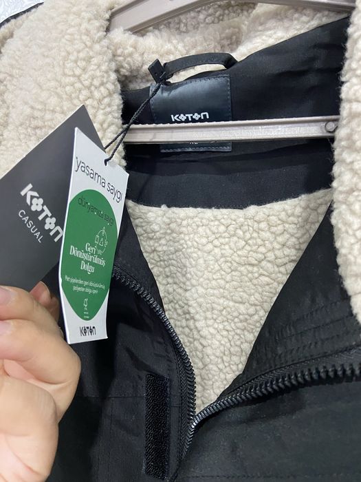 Продам абсалютно новую куртку