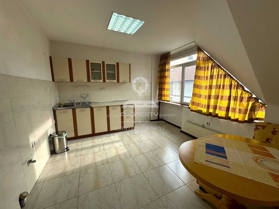 Апартамент двустаен, обзаведен в Банско