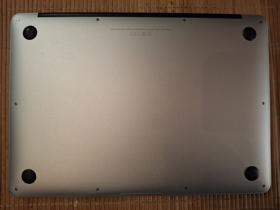 Macbook Air 13 inch early 2015