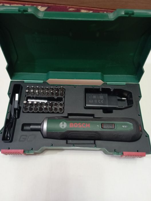 Шуруповёрт отвёртка