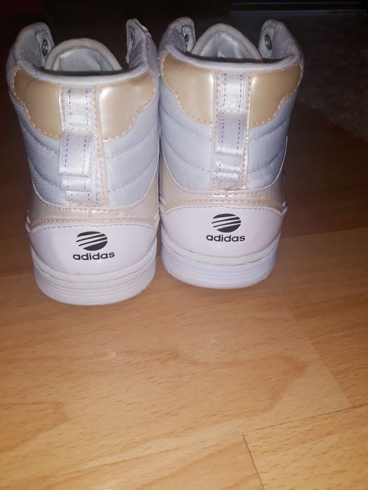 Adidas neo label