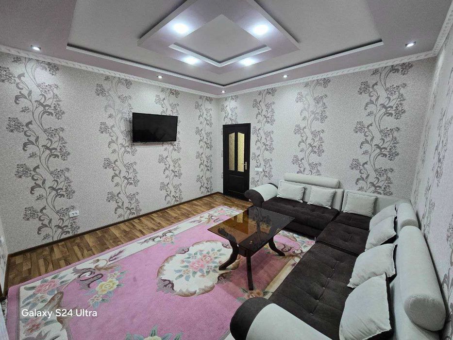 2 хоналик квартира 3 кават кирпичный дом, 5 микр, жомий