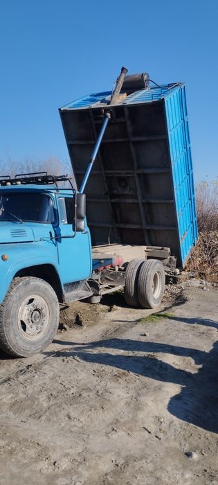 Zil 130 samasval.1991 yil.sotiladi.