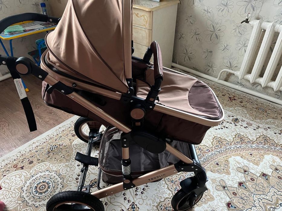 Коляска детская зима/лето в отличном состоянии