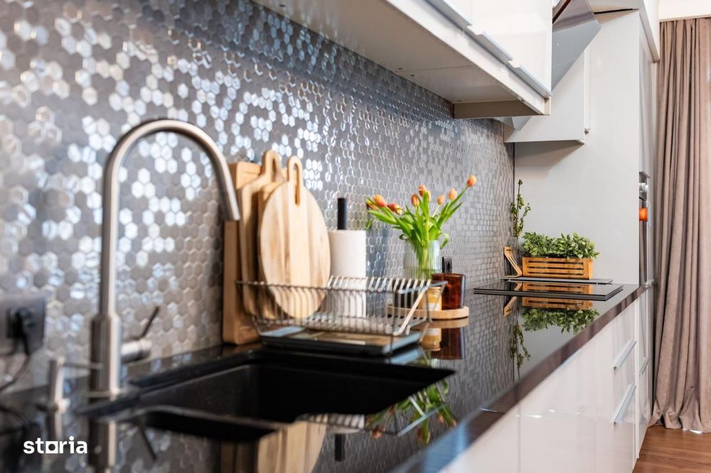 Apartament superb Ared/Oradea Prima shops/3 camere/terasa/parcare/boxa