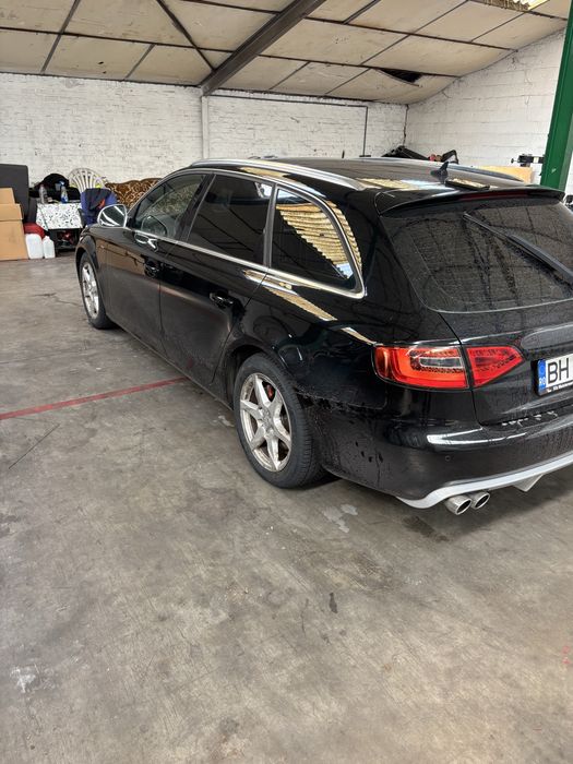 Vand sau schimb audi a4 b8 sline