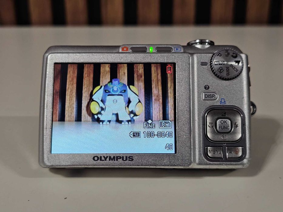 Y2K Aparat foto digital compact Olympus X845 8MP 5x Zoom