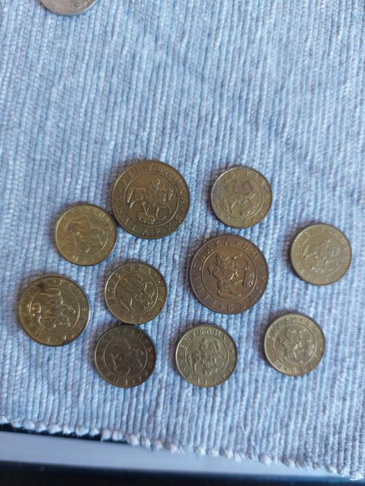 Продавам стари български монети