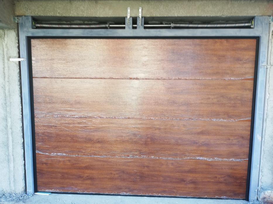 Montator automatizari și uși garj