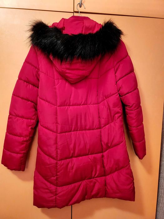 Зимно дамско червено яке