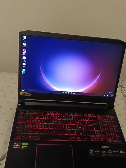 Laptop gaming acer nitro 5  Ssd 256 gb kingston  8gb RAM  Full HD 144hz