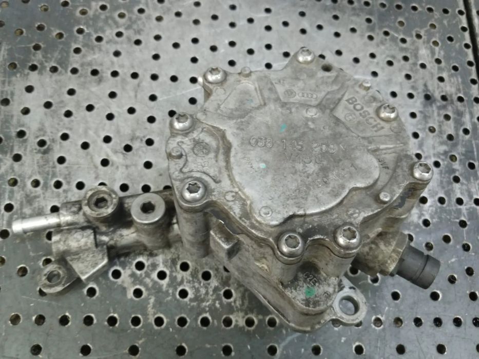 pompa vacuum 2.0 tdi bmp vw golf 5 passat b6 audi a3   038145209m
