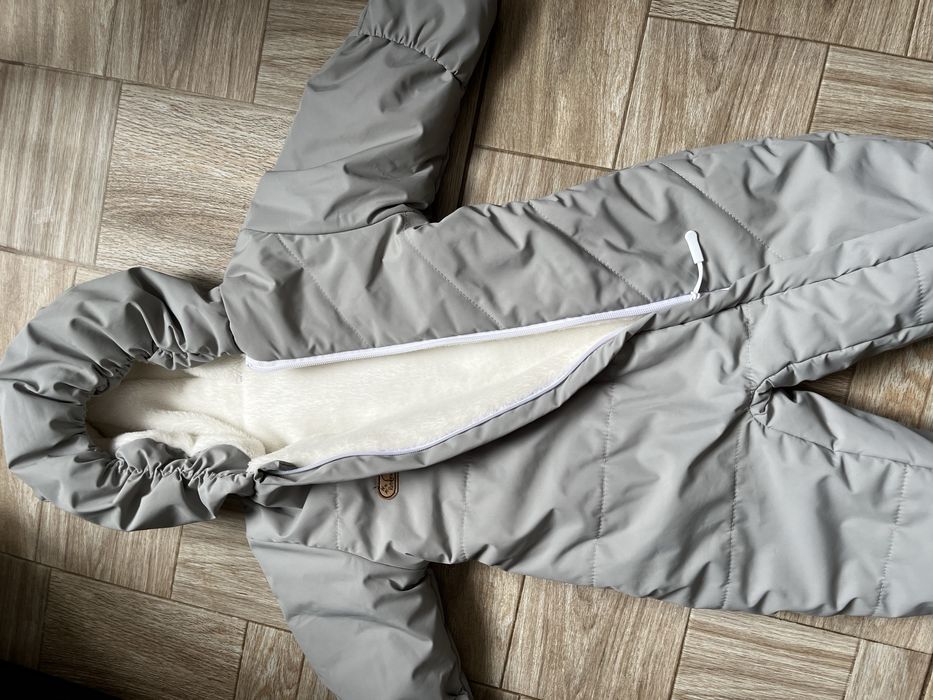 Продам комбмнезон детский