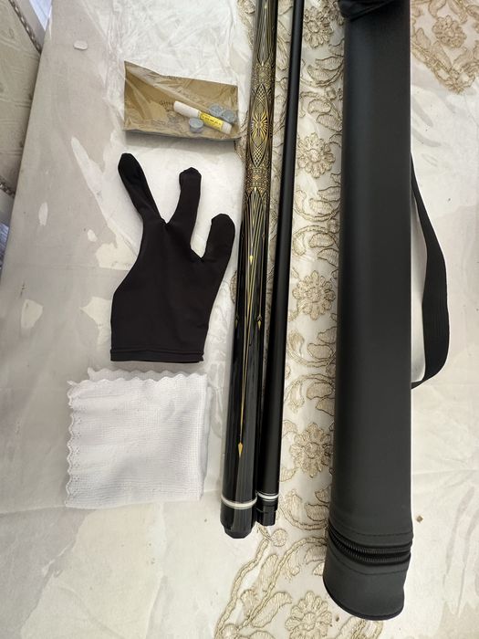 Профессиональный кий для бильярда