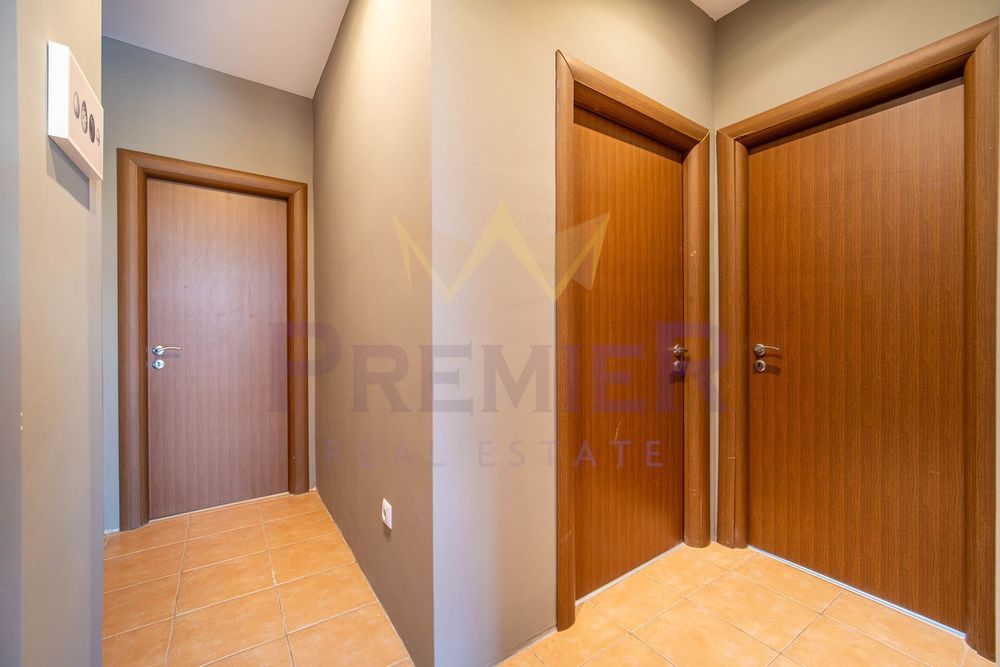 Продава се Къща в Варна, Изгрев - 180 кв.м за 2667 €/кв.м - Снимка #12