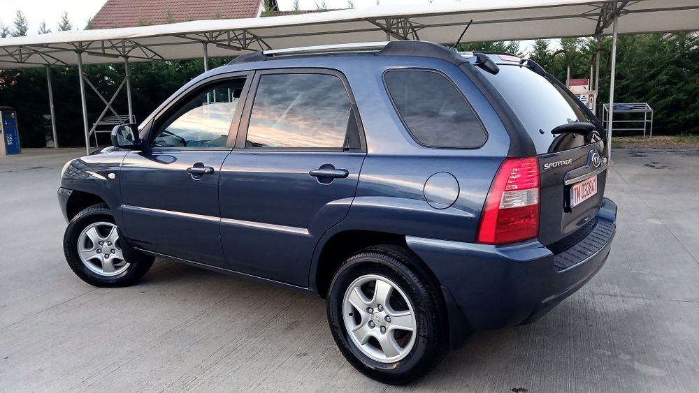 KIA Sportage 2009 — imagine 2