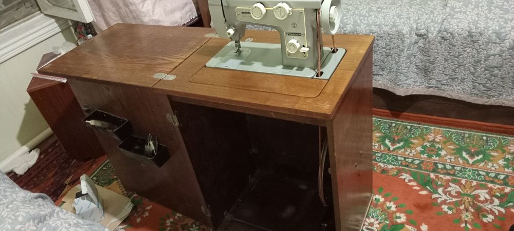 Швейная машина подольск 142