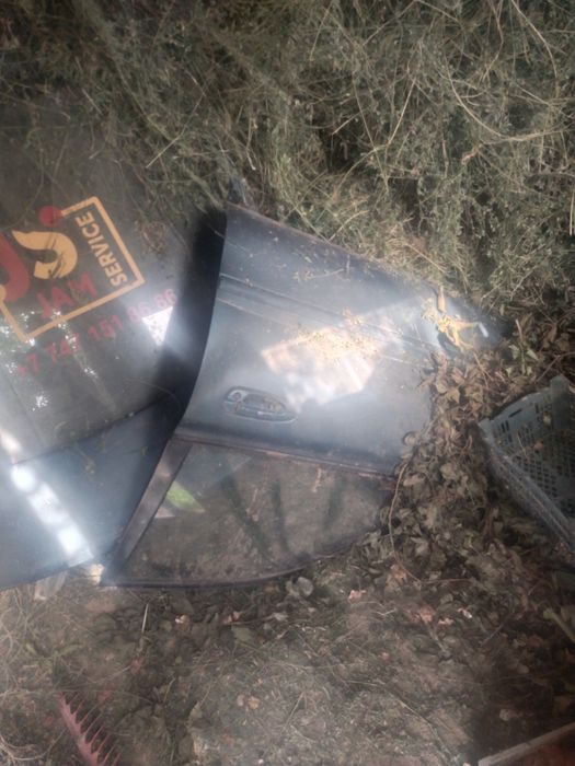Мазда кронс запчаст бар 4есік багаж
