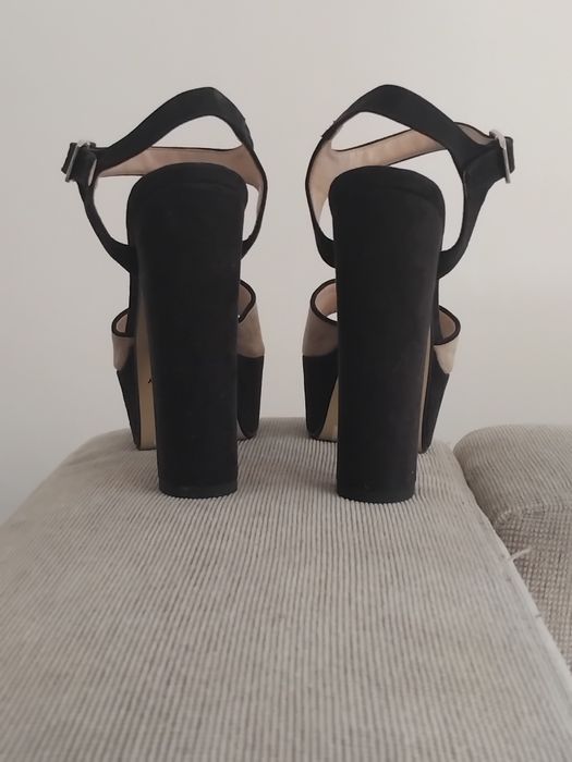 sandale piele intoarsa nr 37