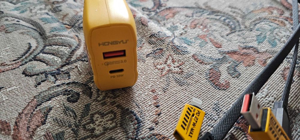 incarcator typc  si lighting